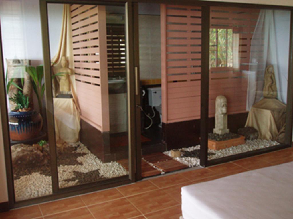 Koh Ngai Cliff Beach Resort Bagian luar foto