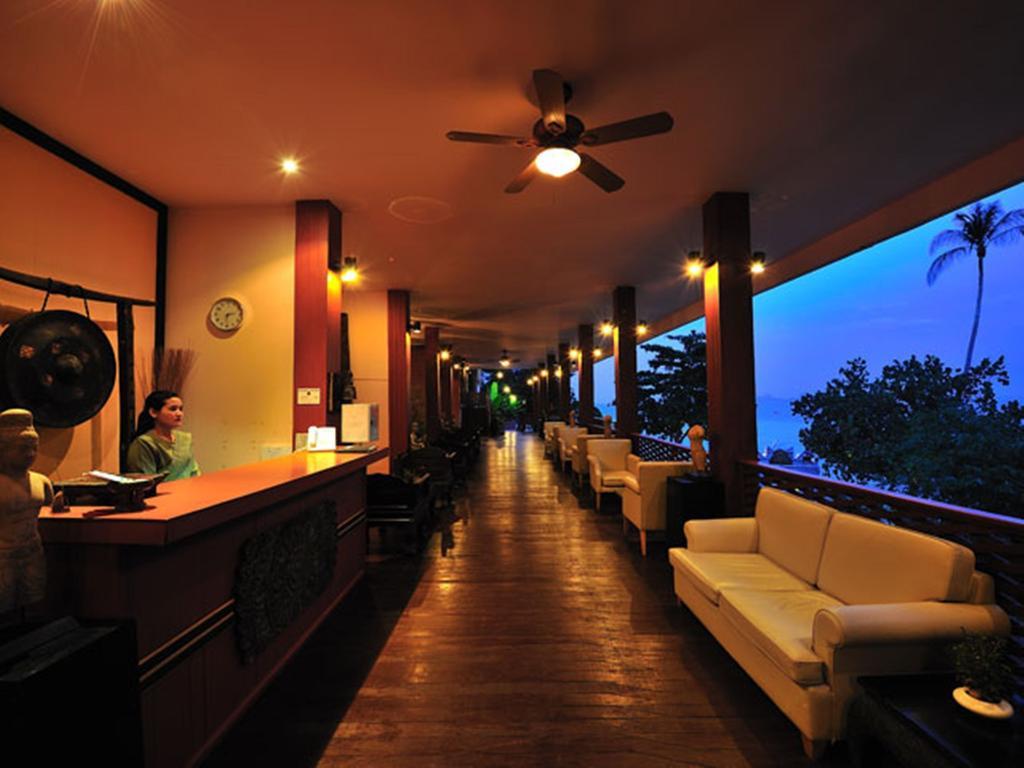 Koh Ngai Cliff Beach Resort Bagian luar foto
